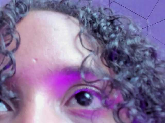 NikkiEvans's BongaCams show and profile