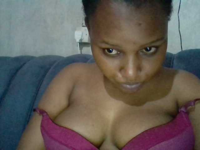 Fuckyah's BongaCams show and profile