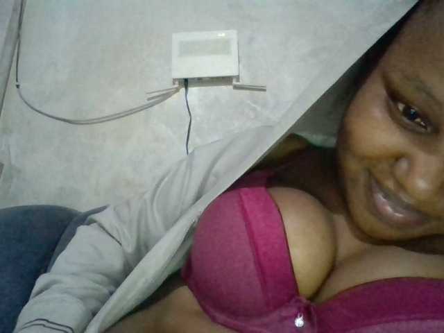 Fuckyah's BongaCams show and profile