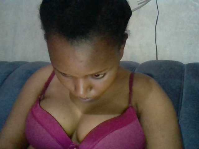 Fuckyah's BongaCams show and profile