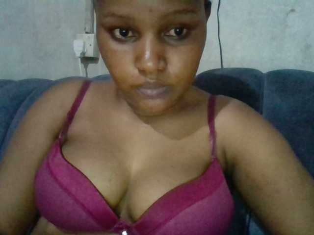 Fuckyah's BongaCams show and profile