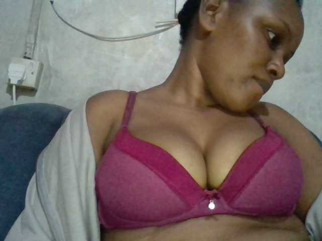 Fuckyah's BongaCams show and profile