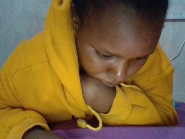 Fuckyah's BongaCams show and profile