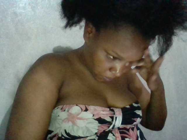 Fuckyah live cam profile