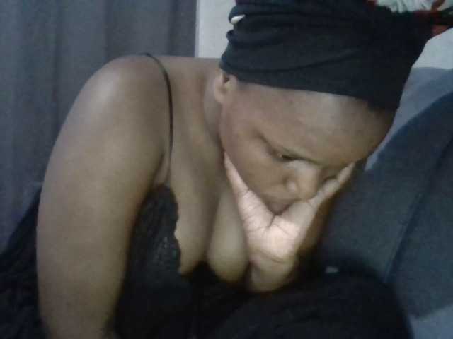 Fuckyah's BongaCams show and profile