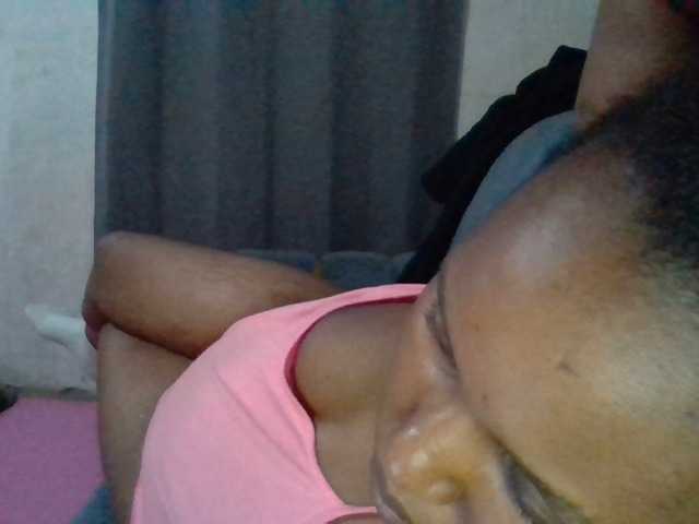 Fuckyah live cam profile