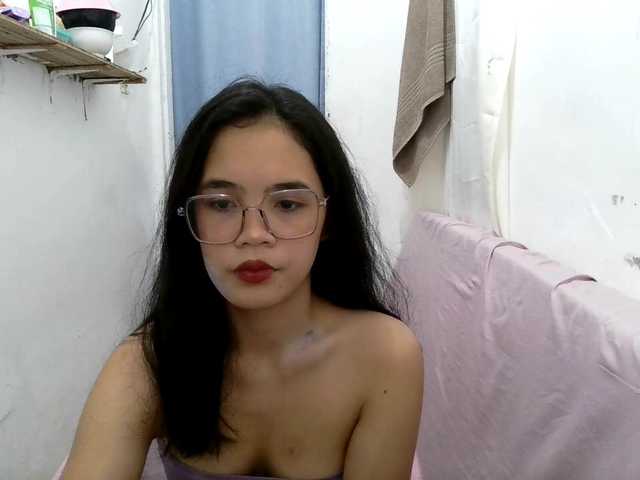 Sexybitchyarra's BongaCams show and profile