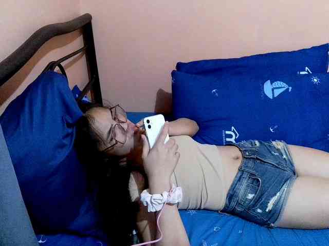 Sexybitchyarra webcam