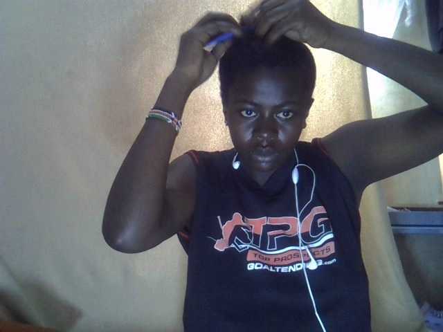 Lavella's BongaCams show and profile