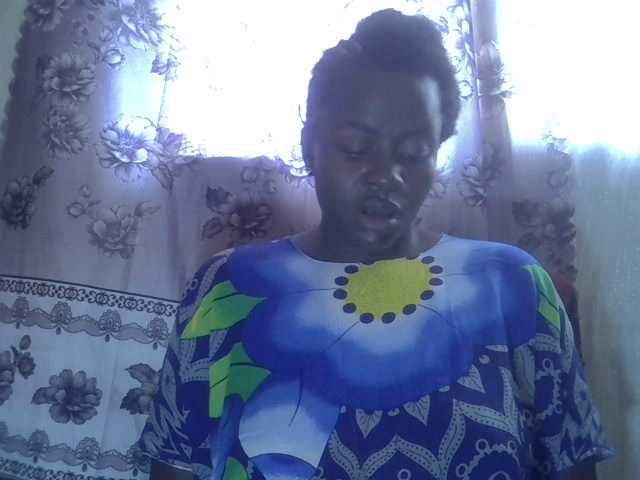 Lavella's BongaCams show and profile