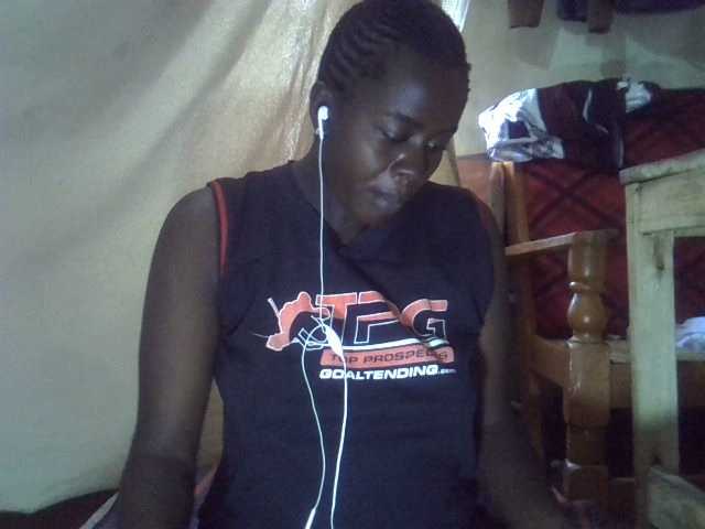 Lavella's BongaCams show and profile