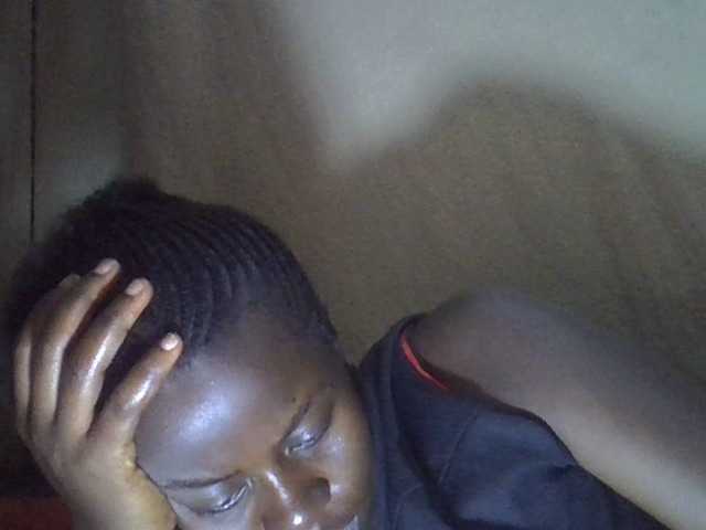 Lavella's BongaCams show and profile