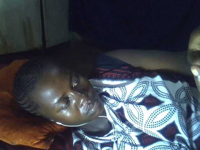 Lavella's BongaCams show and profile