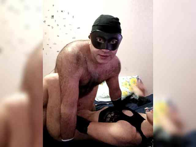 David_and_SweetBee webcam