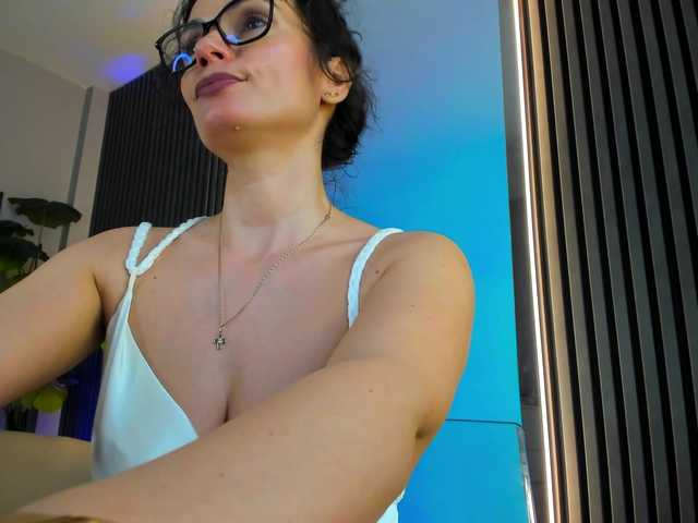 Kaya-Sins's BongaCams show and profile