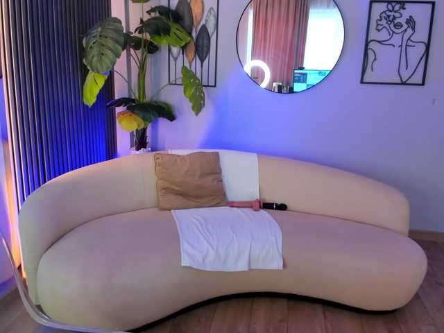 Kaya-Sins's BongaCams show and profile