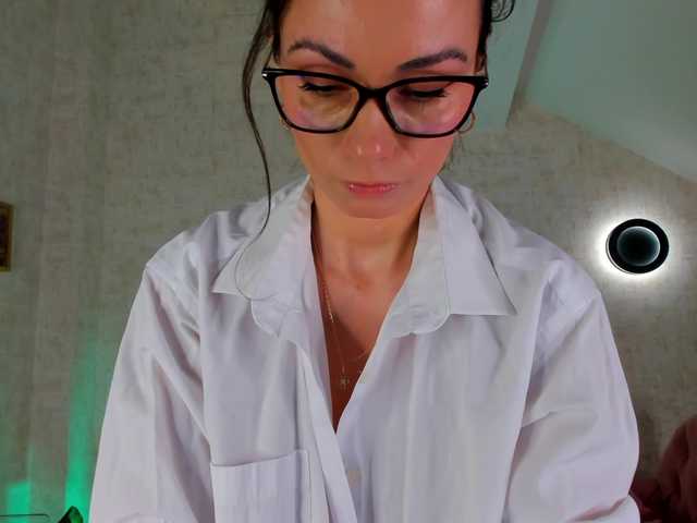 Kaya-Sins's BongaCams show and profile