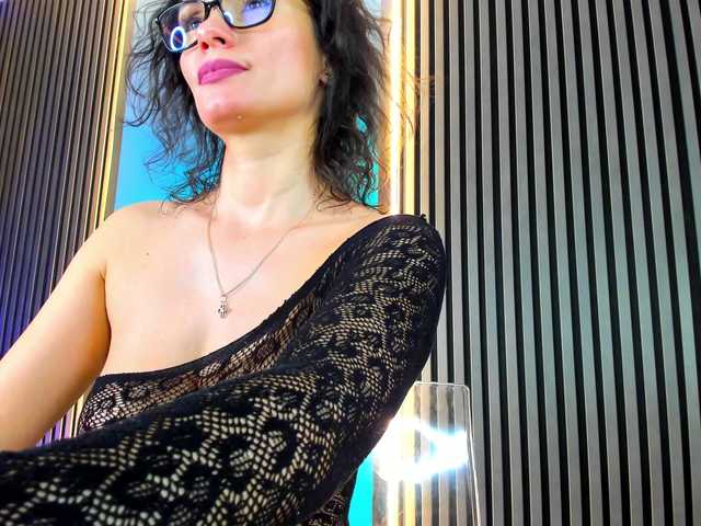 Kaya-Sins's BongaCams show and profile