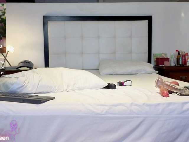 Cerecitaqueenn's BongaCams show and profile