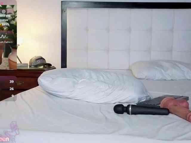 Cerecitaqueenn webcam