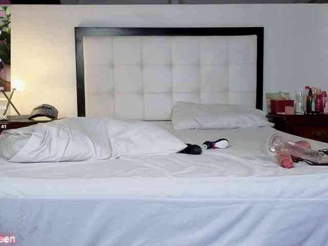 Cerecitaqueenn webcam