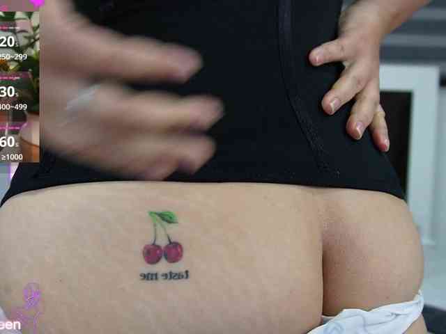 Cerecitaqueenn Live Webcam on BongaCams