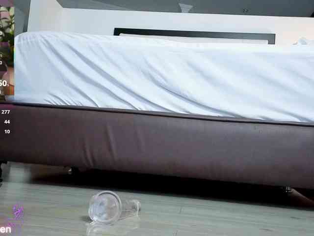 Cerecitaqueenn webcam