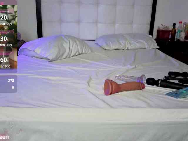 Cerecitaqueenn webcam