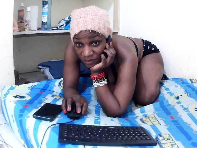 Karenato's BongaCams show and profile