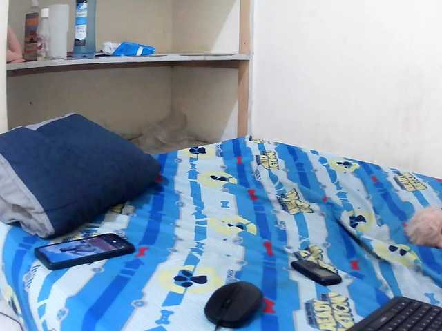 Karenato's BongaCams show and profile