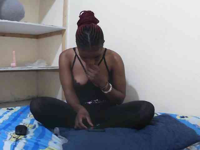 Karenato Live Webcam on BongaCams