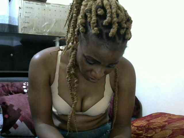 web cam striptease Karenato