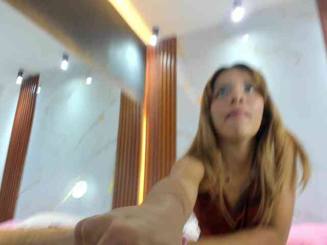 CELESTE-RIVEERS webcam