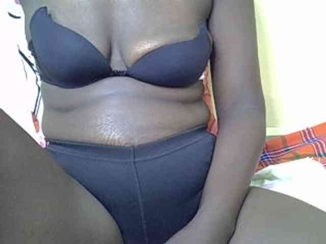 Sexylynn32 Live Webcam on BongaCams