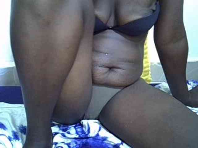 Sexylynn32 Live Webcam on BongaCams