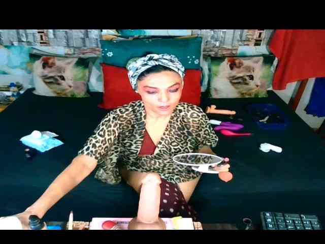 IndianBlaze00 Live Webcam on BongaCams