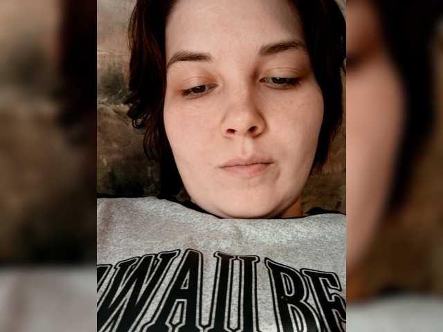 FoxyLoVe01's BongaCams show and profile