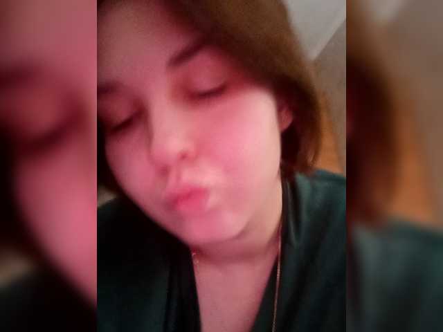 FoxyLoVe01's BongaCams show and profile