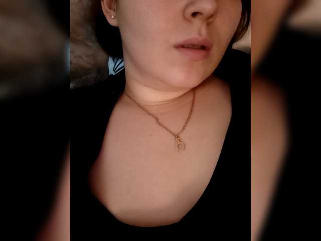 FoxyLoVe01's BongaCams show and profile