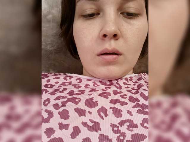 FoxyLoVe01's BongaCams show and profile