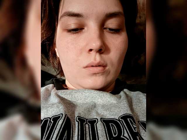 FoxyLoVe01's BongaCams show and profile