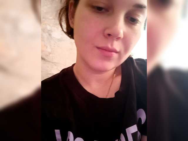 FoxyLoVe01's BongaCams show and profile