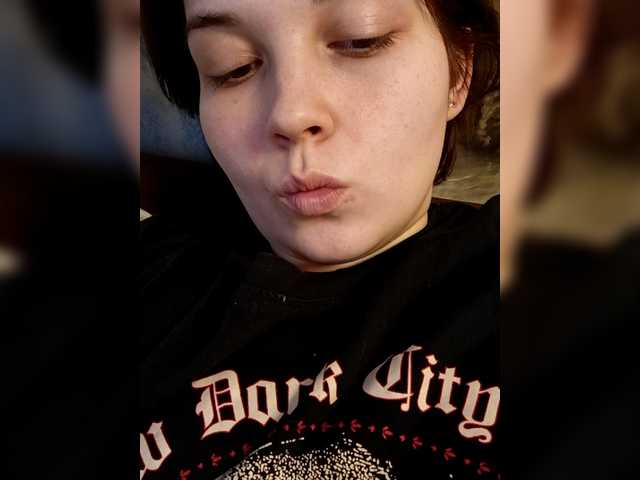 FoxyLoVe01's BongaCams show and profile