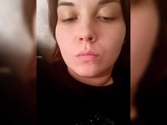 FoxyLoVe01's BongaCams show and profile