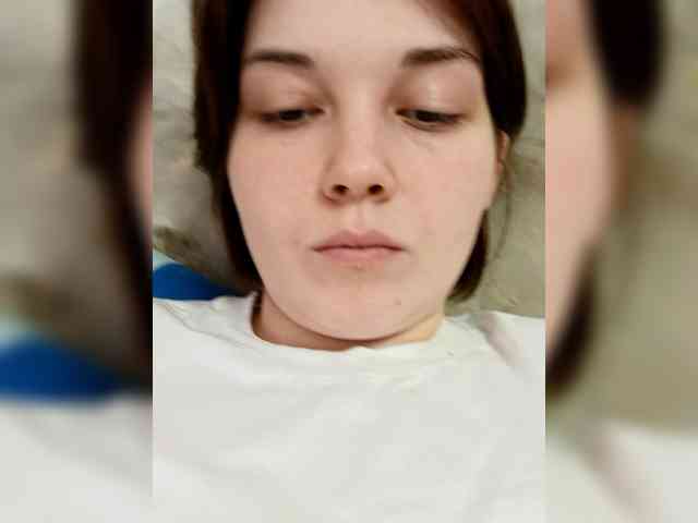 FoxyLoVe01 Live Webcam on BongaCams