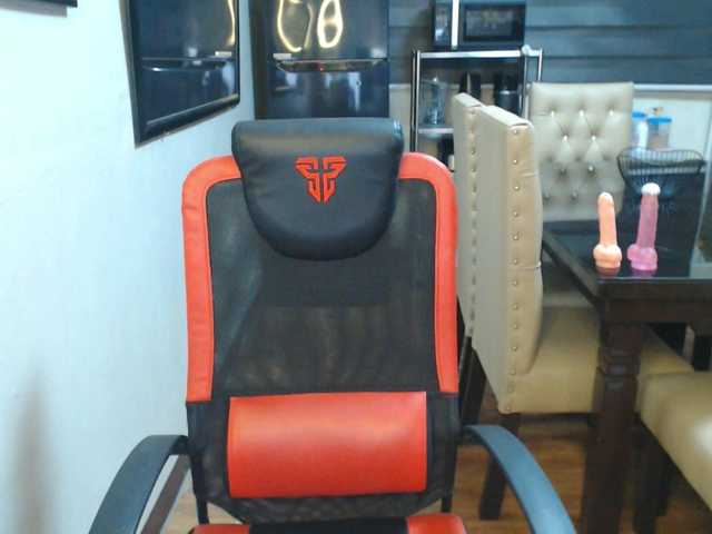 SexxyHotGoddes4uxxx's BongaCams show and profile