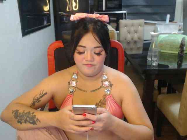 SexxyHotGoddes4uxxx webcam