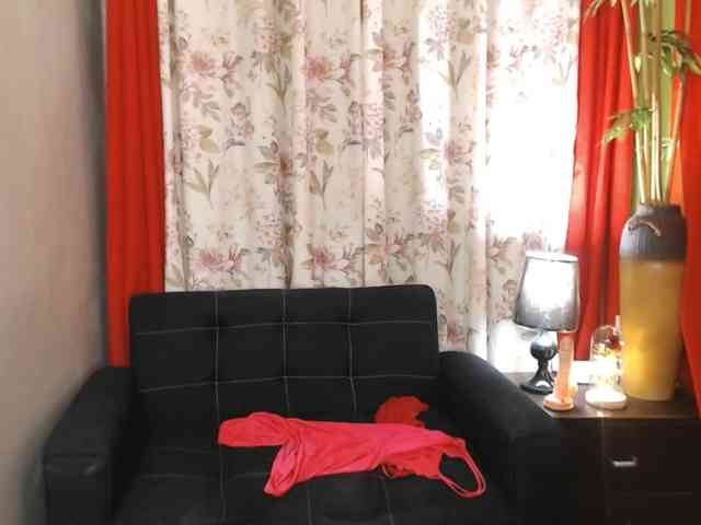 SexxyHotGoddes4uxxx webcam