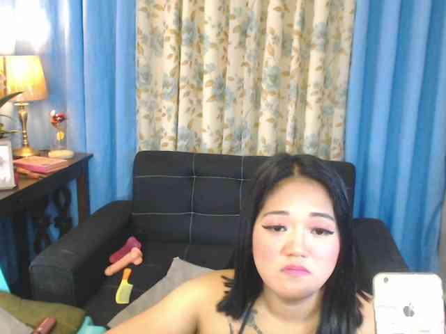 SexxyHotGoddes4uxxx webcam