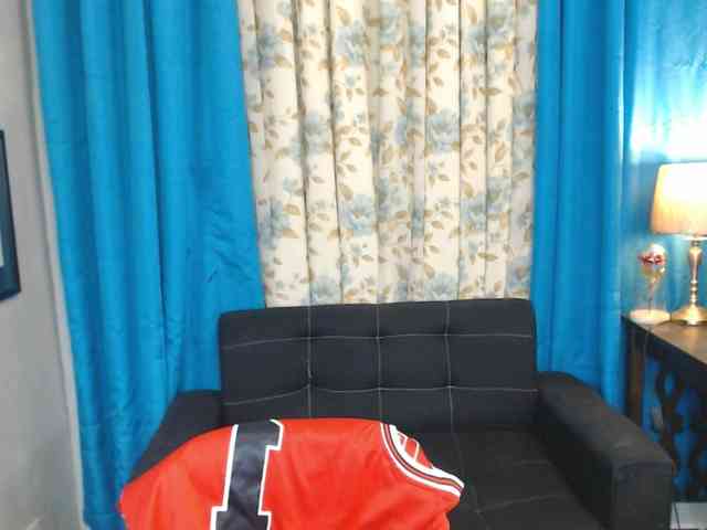 SexxyHotGoddes4uxxx webcam